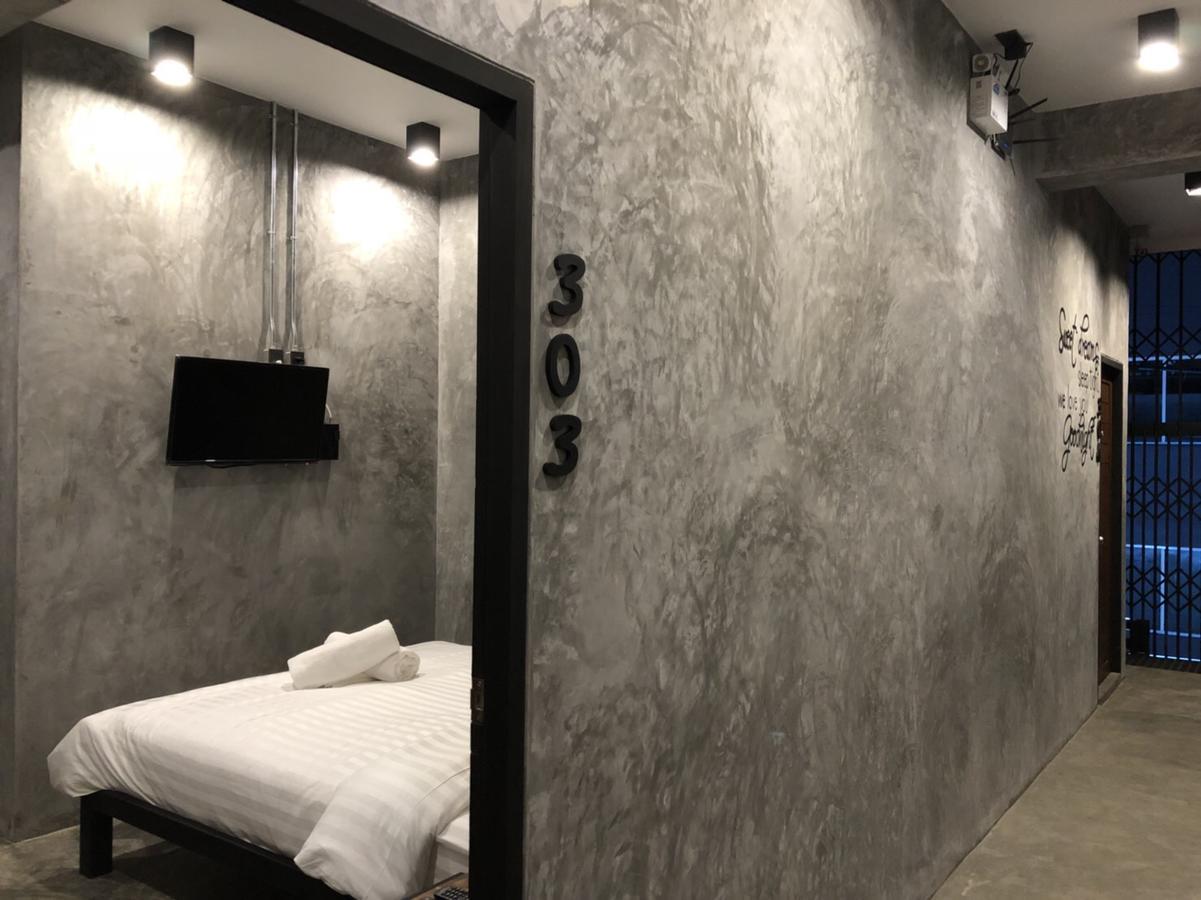 Blackjack Bar And Hostel 차웽 외부 사진