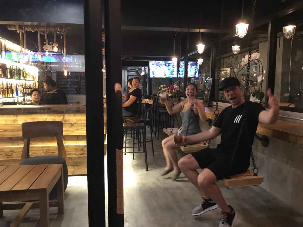 Blackjack Bar And Hostel 차웽 외부 사진