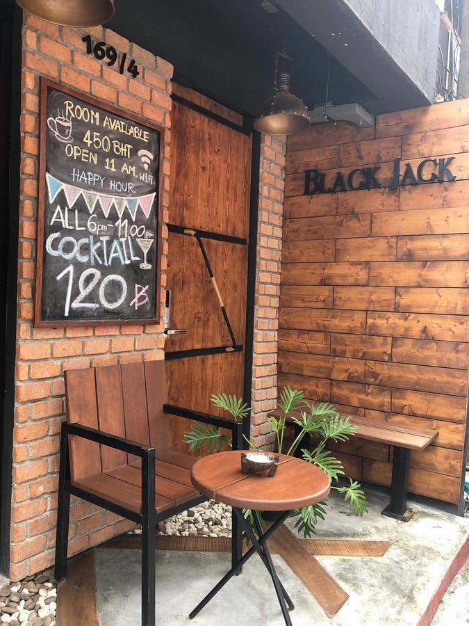 Blackjack Bar And Hostel 차웽 외부 사진
